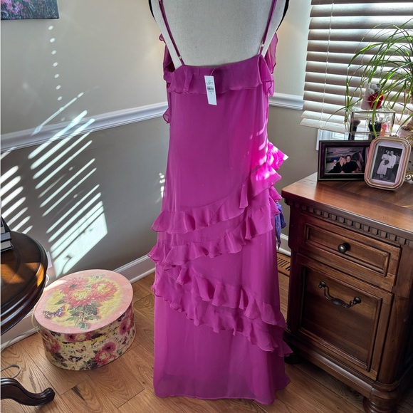 Women’s~ NWT~Gorgeous Orchid Ruffle Maxi Dress! 🌺 - Picture 8 of 16